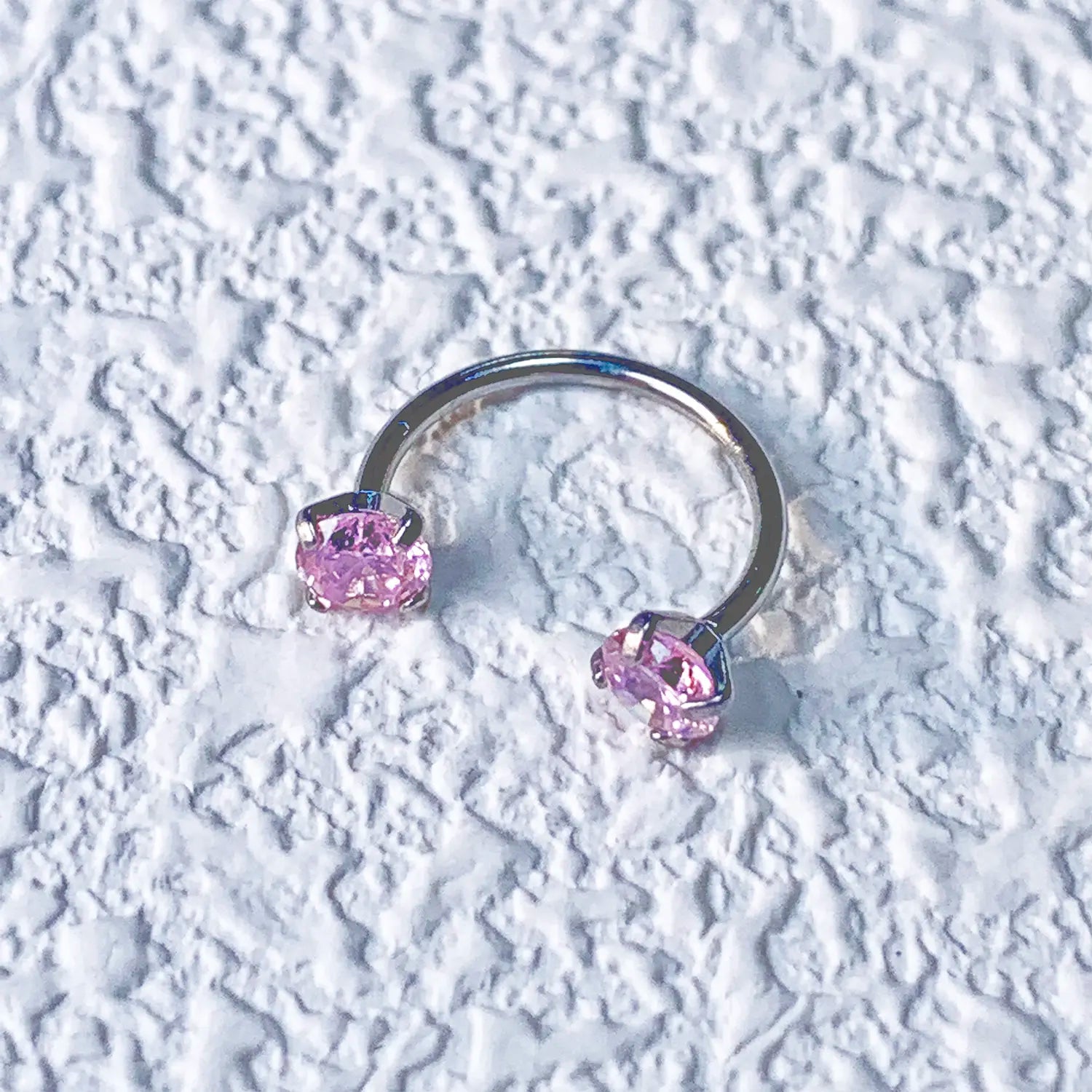20G(0.8Mm)/18G(1.0Mm) 8Mm Horseshoe Nose Hoop Internally Threaded Gems Nose Ring with Free Ball Holder | Caution: Avoid Overtightening; Pre-Tighten with Provided Tool Then Complete Tightening by Hand